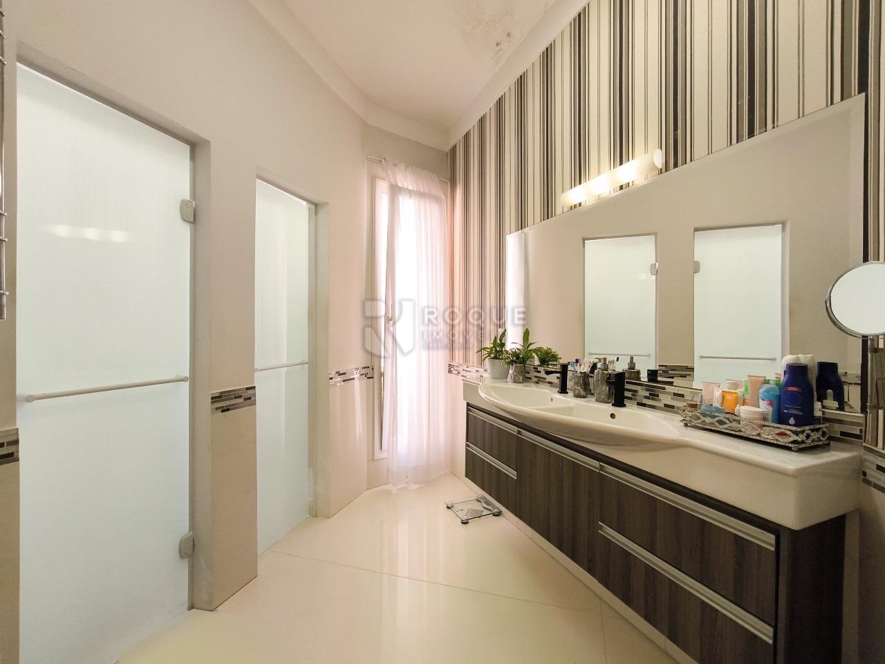 Casa em condomínio à venda no bairro Ville de France: WC SUÍTE MASTER