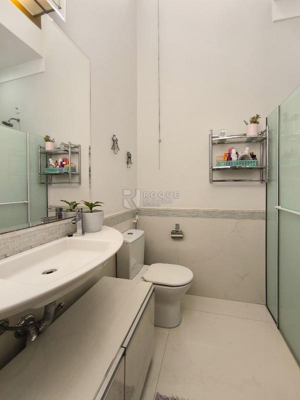 Casa em condomínio à venda no bairro Ville de France: WC SUÍTE 2