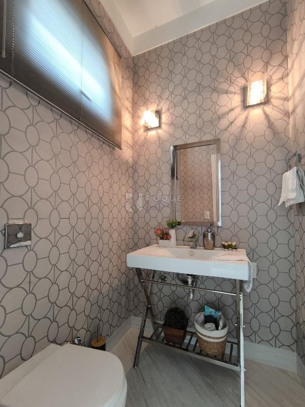 Casa em condomínio à venda no bairro Ville de France: LAVABO