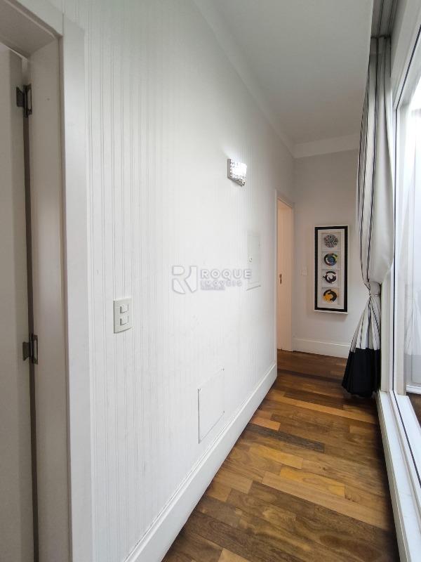 Casa em condomínio à venda no bairro Ville de France: CORREDOR INTERNO