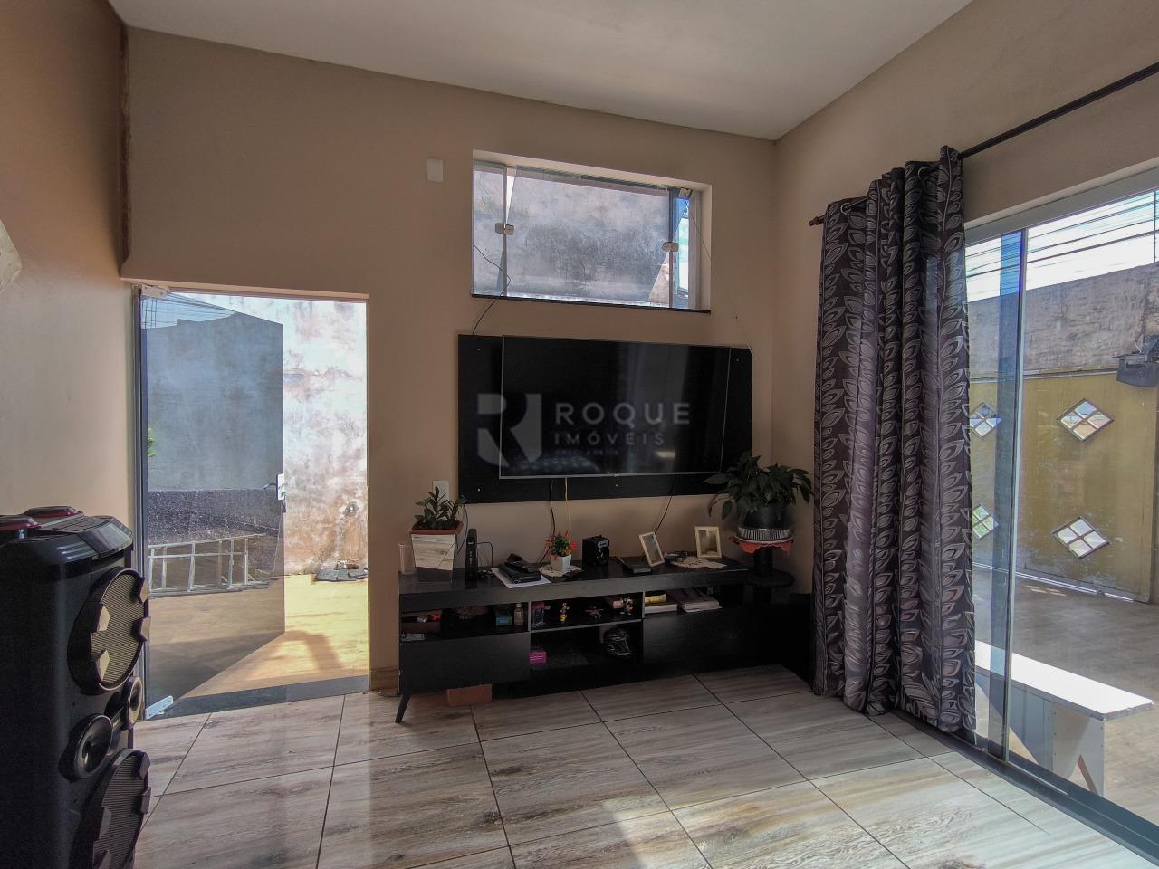Casa Residencial à venda no bairro Jardim Residencial Guimarães: SALA DE ESTAR