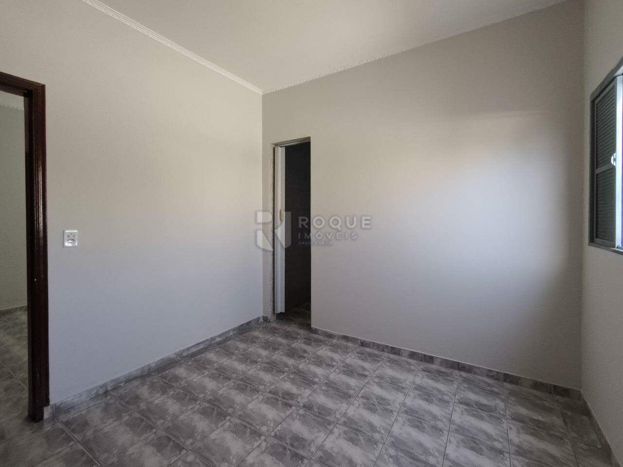 Casa Residencial à venda no bairro Jardim da Graminha: SUÍTE