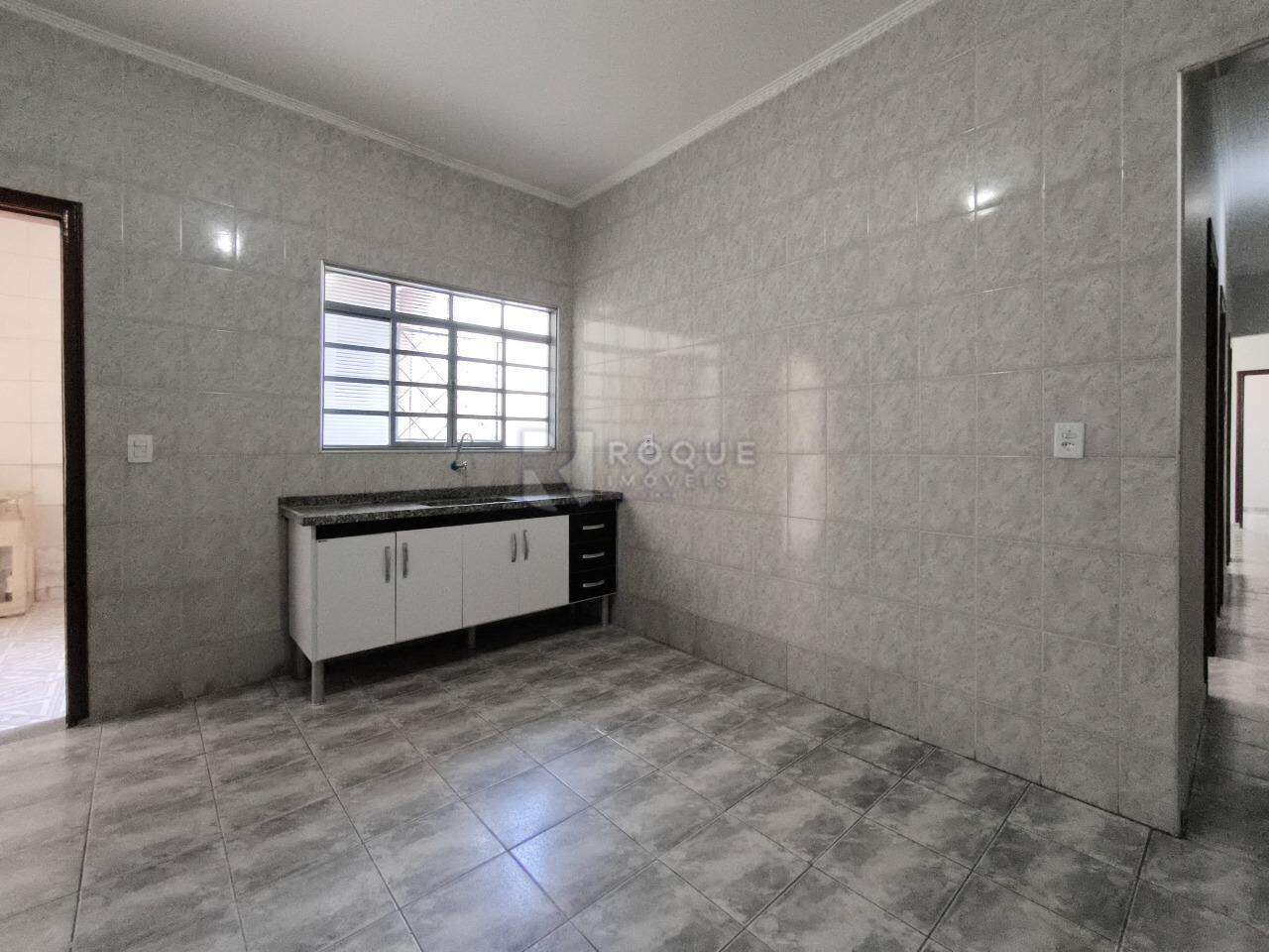 Casa Residencial à venda no bairro Jardim da Graminha: COZINHA