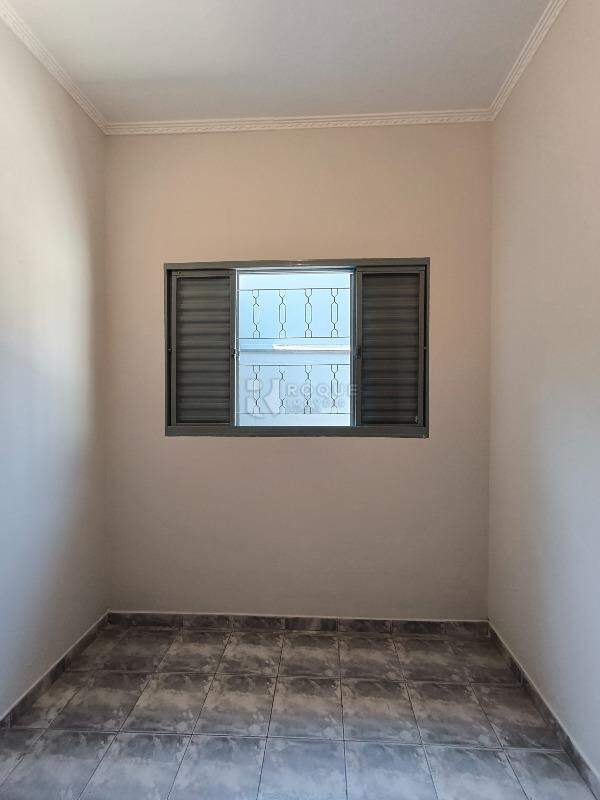 Casa Residencial à venda no bairro Jardim da Graminha: DORMITÓRIO 2