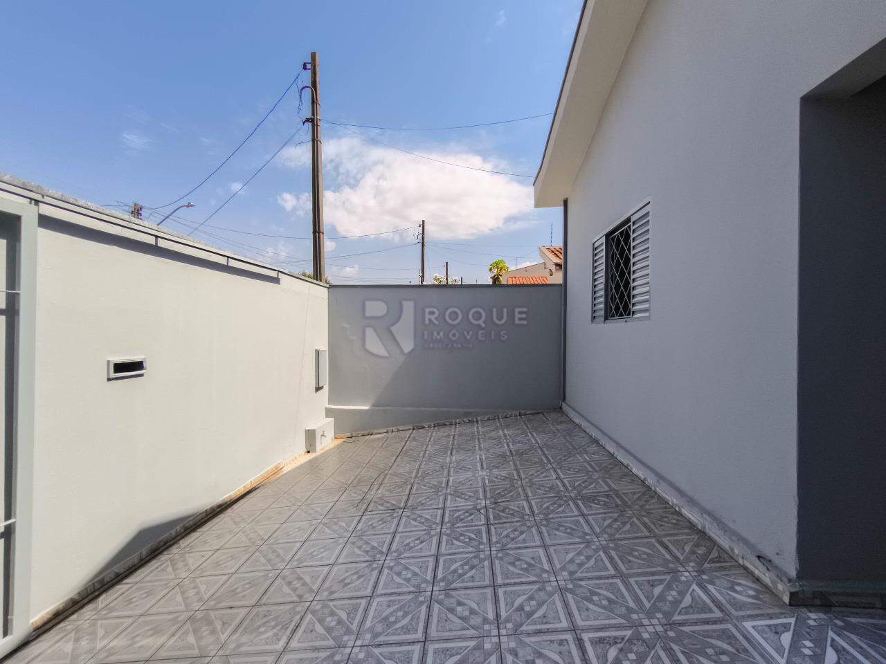 Casa Residencial à venda no bairro Jardim da Graminha: QUINTAL