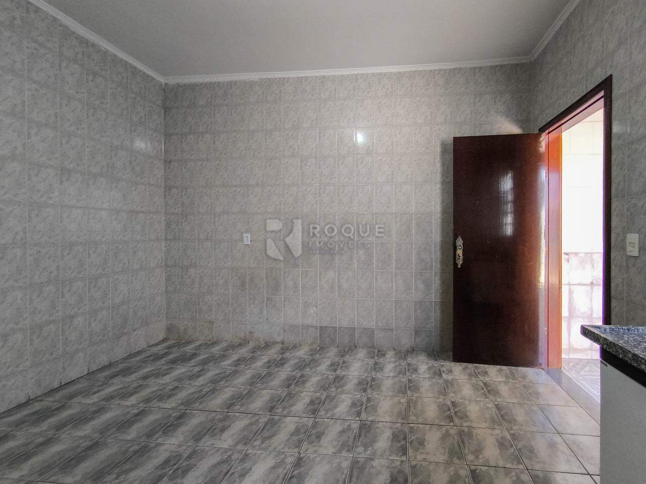 Casa Residencial à venda no bairro Jardim da Graminha: COZINHA