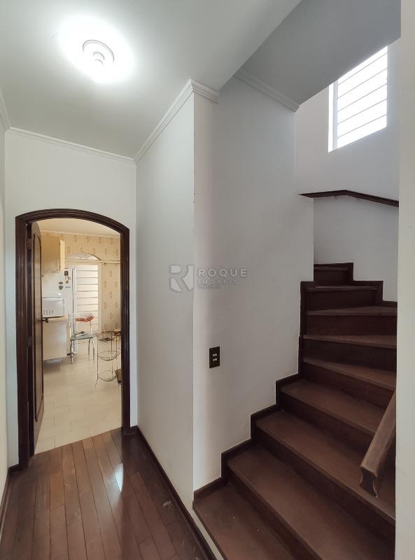 Casa Residencial à venda no bairro Vila São Geraldo: Acesso segundo andar