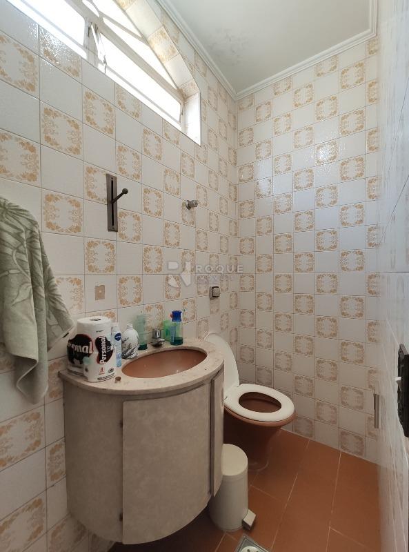 Casa Residencial à venda no bairro Vila São Geraldo: Lavabo 