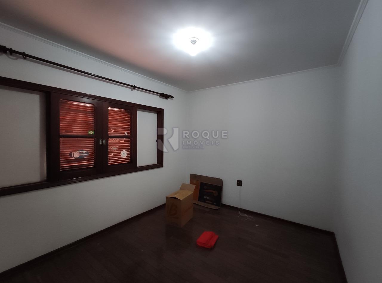 Casa Residencial à venda no bairro Vila São Geraldo: Dormitório 4 segundo andar 