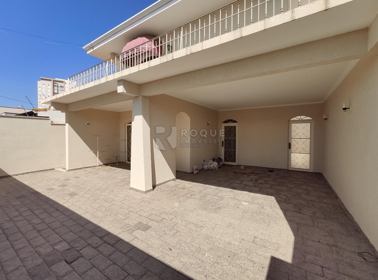 Casa Residencial à venda no bairro Vila São Geraldo: Frente 
