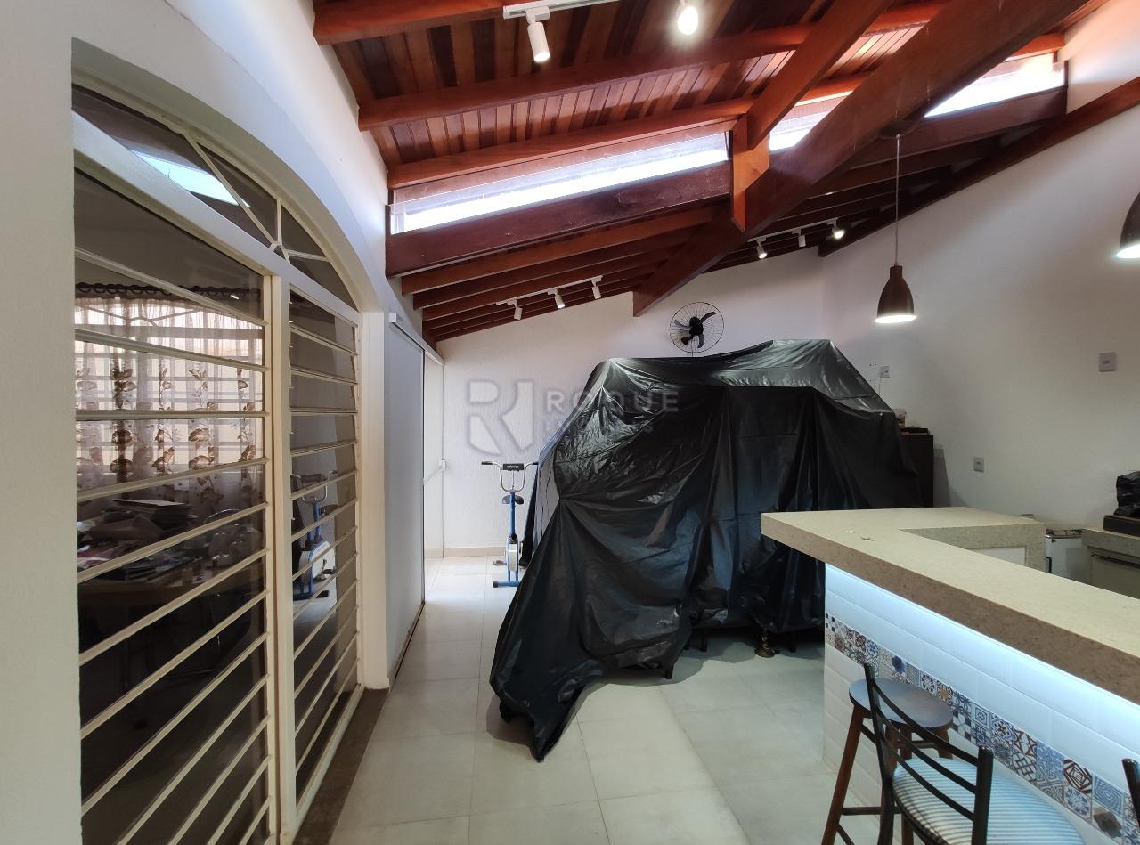 Casa Residencial à venda no bairro Vila São Geraldo: Rancho fundo 