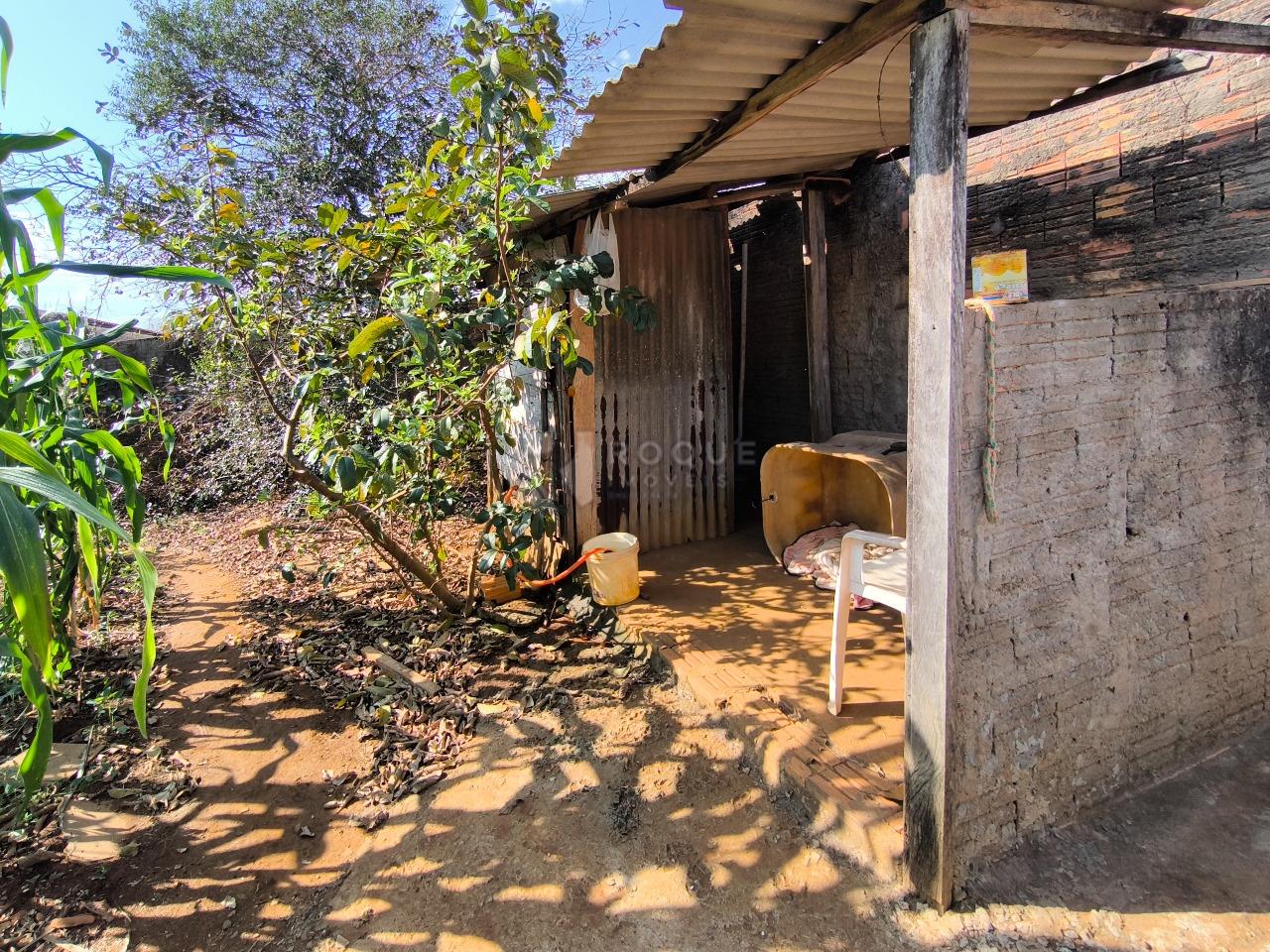 Terreno à venda no bairro Jardim Residencial Village: FARRAMENTARIA