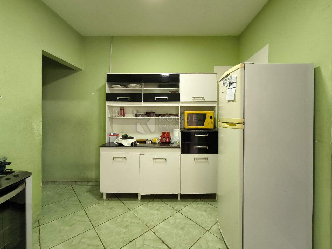 Casa Residencial à venda no bairro Jardim Bartolomeu Grotta: COZINHA