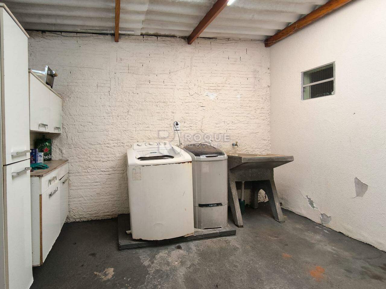 Casa Residencial à venda no bairro Jardim Bartolomeu Grotta: LAVANDERIA