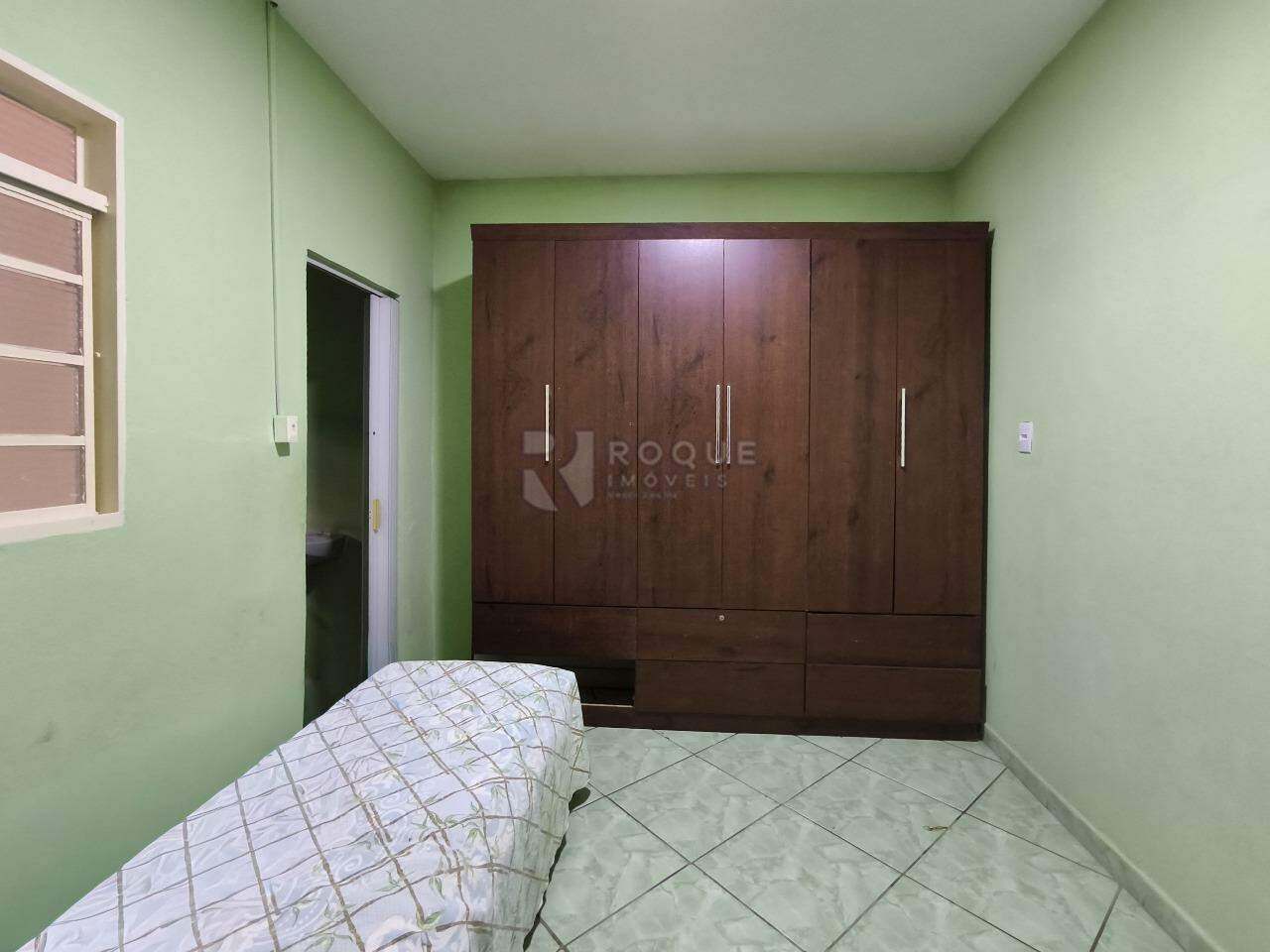 Casa Residencial à venda no bairro Jardim Bartolomeu Grotta: SUÍTE