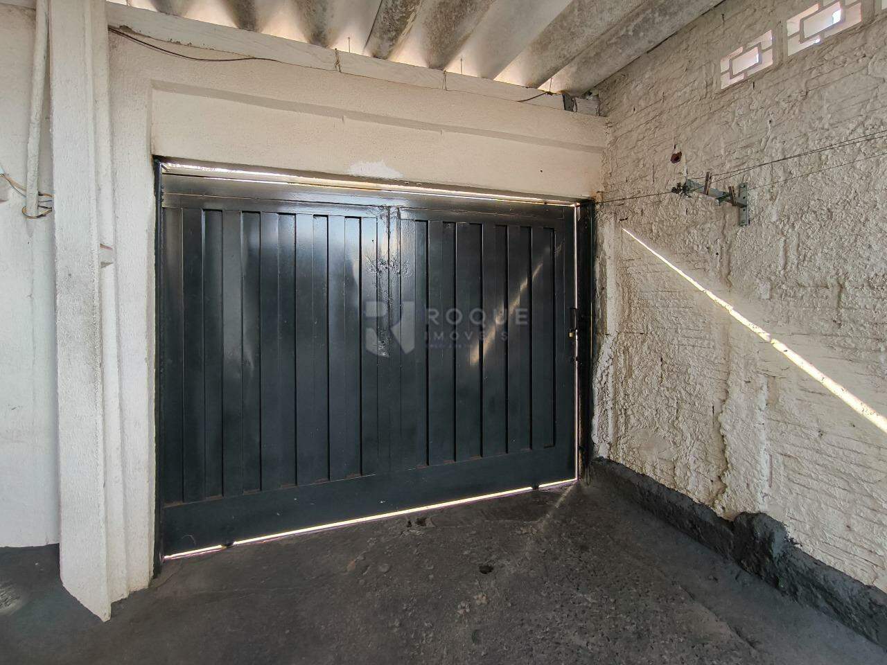 Casa Residencial à venda no bairro Jardim Bartolomeu Grotta: ENTRADA