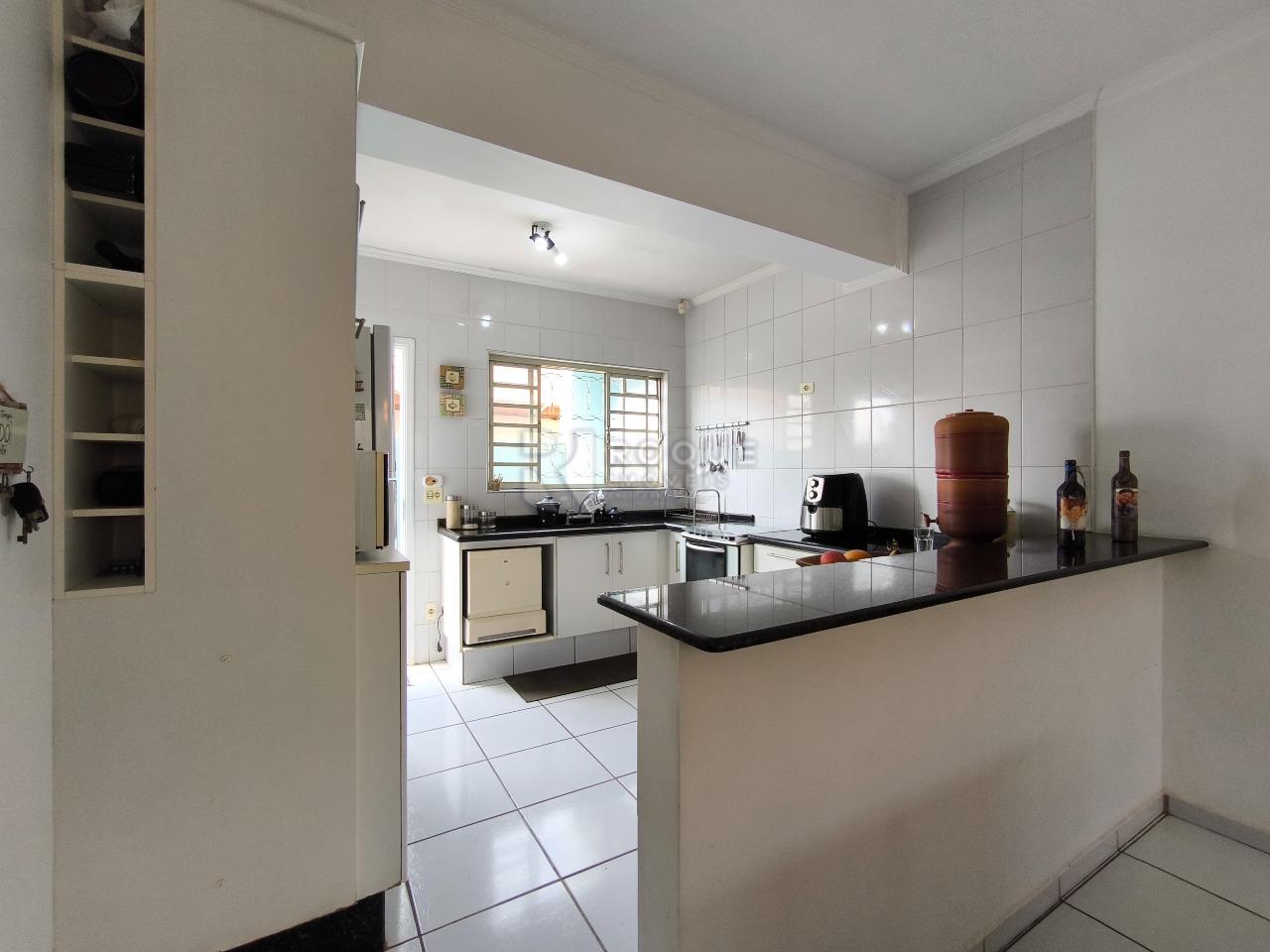 Casa Residencial à venda no bairro Vila Primavera: COZINHA