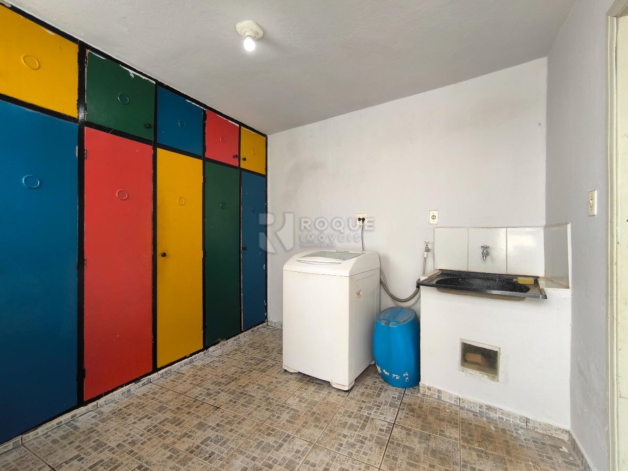 Casa Residencial à venda no bairro Vila Primavera: LAVANDERIA