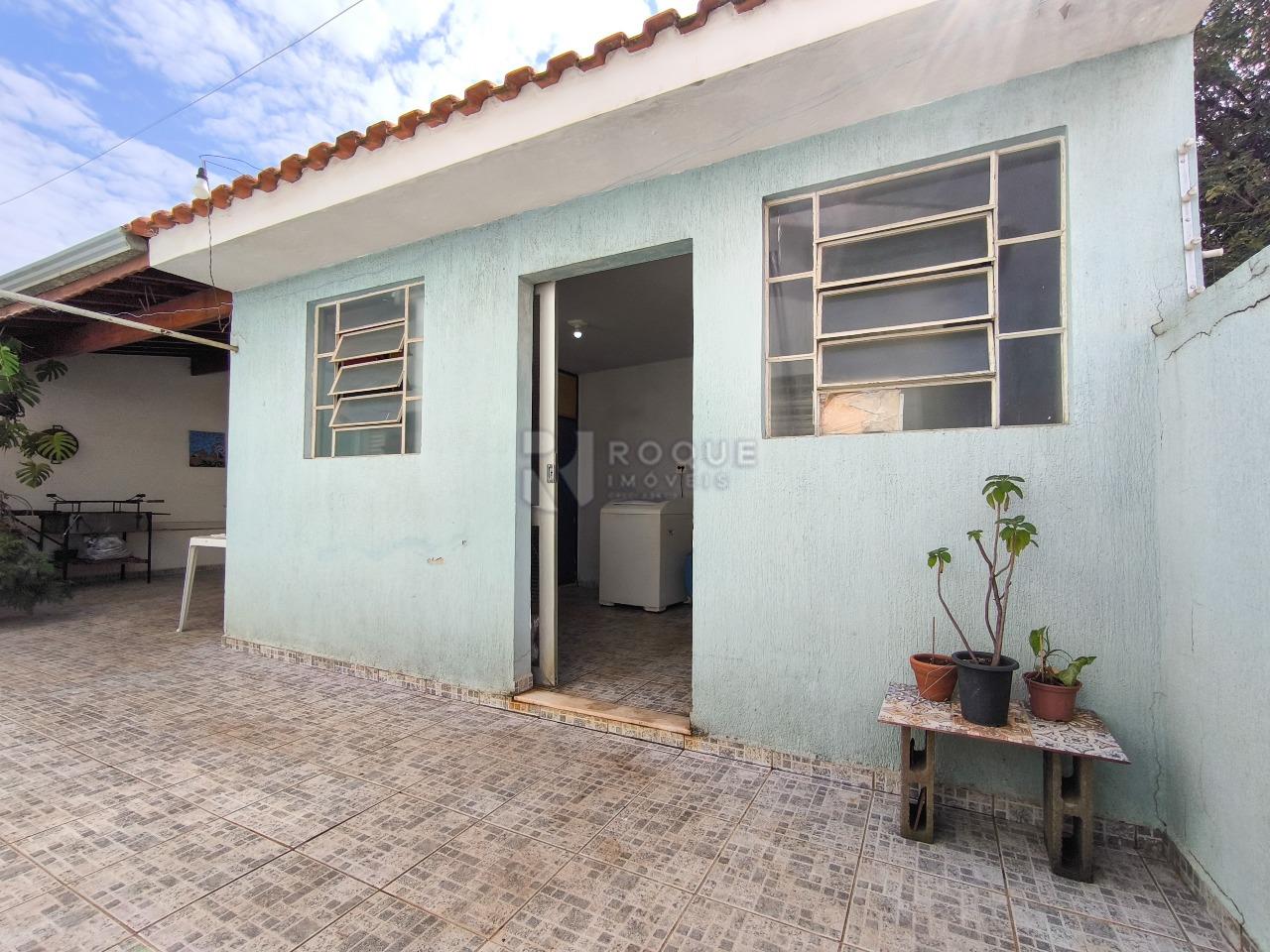 Casa Residencial à venda no bairro Vila Primavera: ÁREA DE SERVIÇO