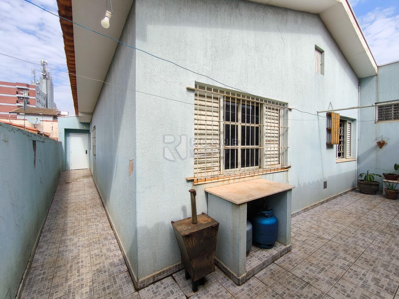 Casa Residencial à venda no bairro Vila Primavera: FUNDOS