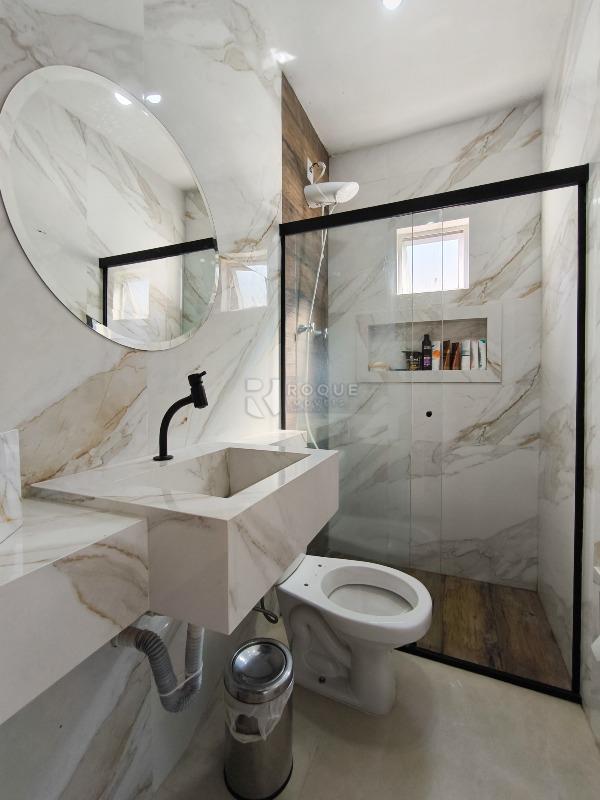 Chácara à venda no bairro Pires de Baixo: BANHEIRO SOCIAL EXTERNO