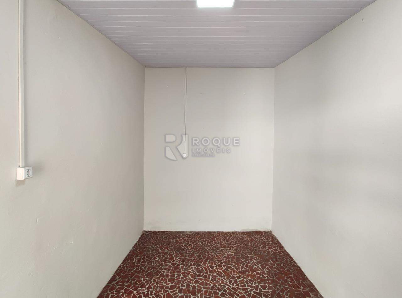 Casa Residencial para aluguel no bairro Boa Vista: Cozinha / sala fundo 