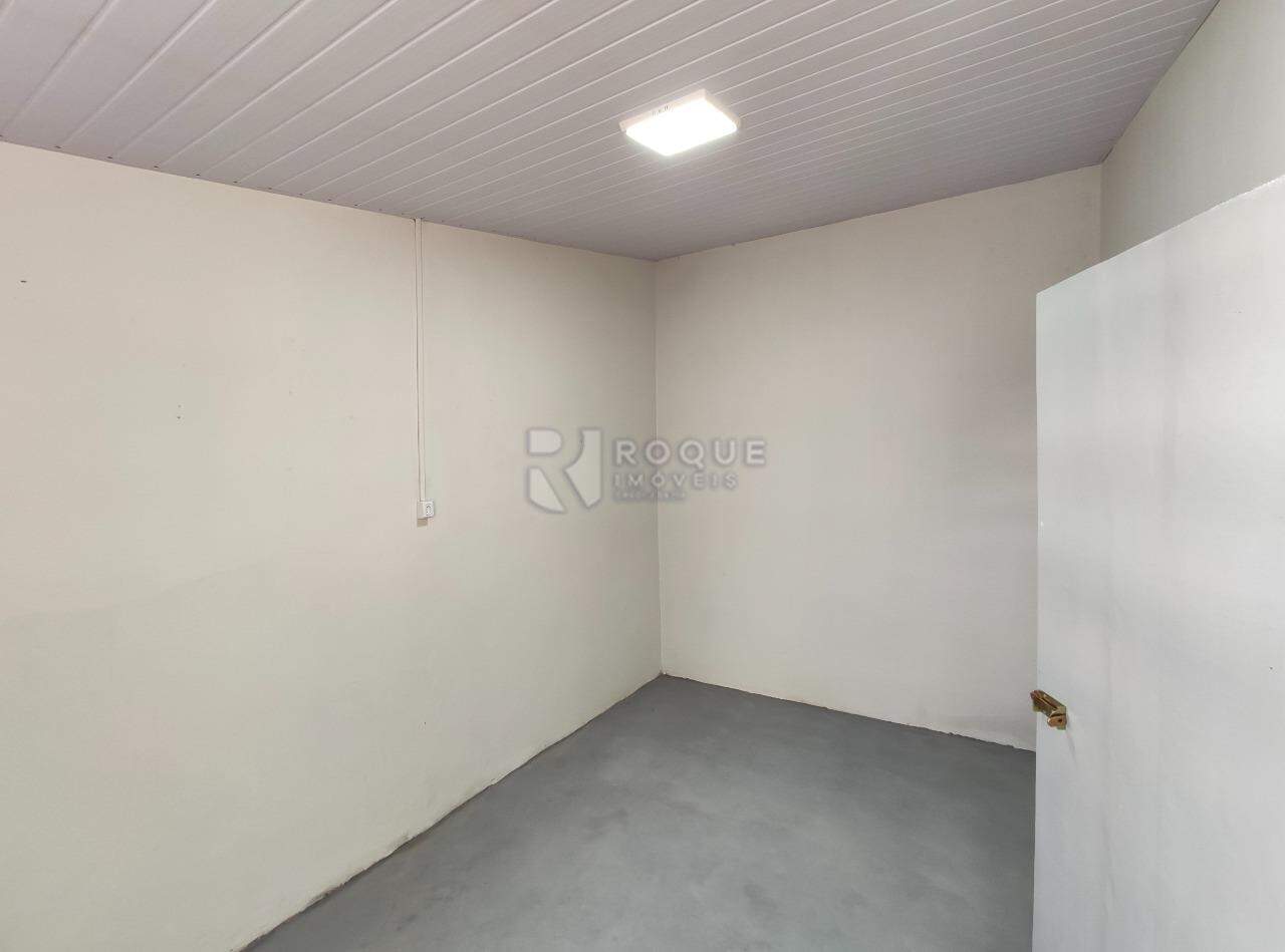 Casa Residencial para aluguel no bairro Boa Vista: Dormitório fundo 
