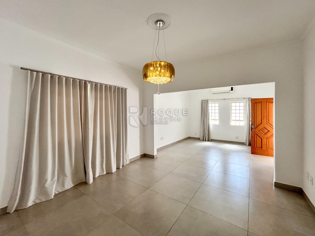 Casa Residencial para aluguel no bairro Vila Claudia: Sala / copa 