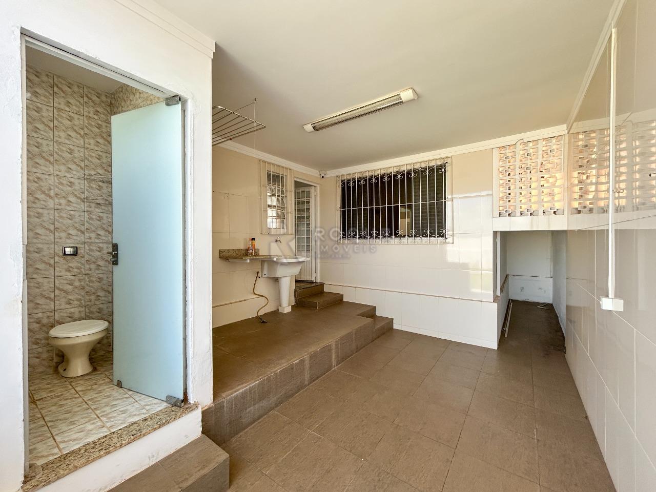 Casa Residencial para aluguel no bairro Vila Claudia: Área de serviço 