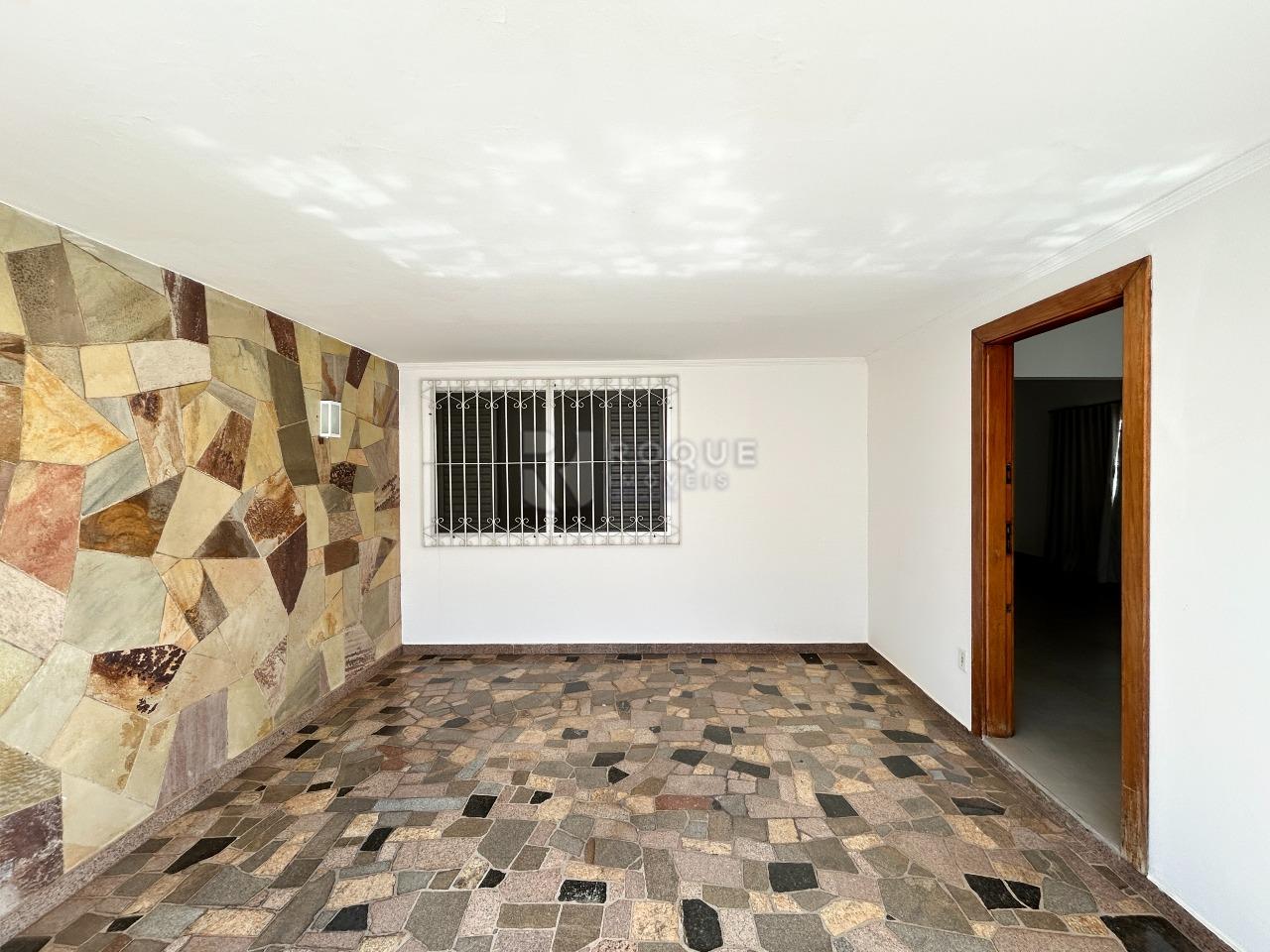 Casa Residencial para aluguel no bairro Vila Claudia: Garagem 