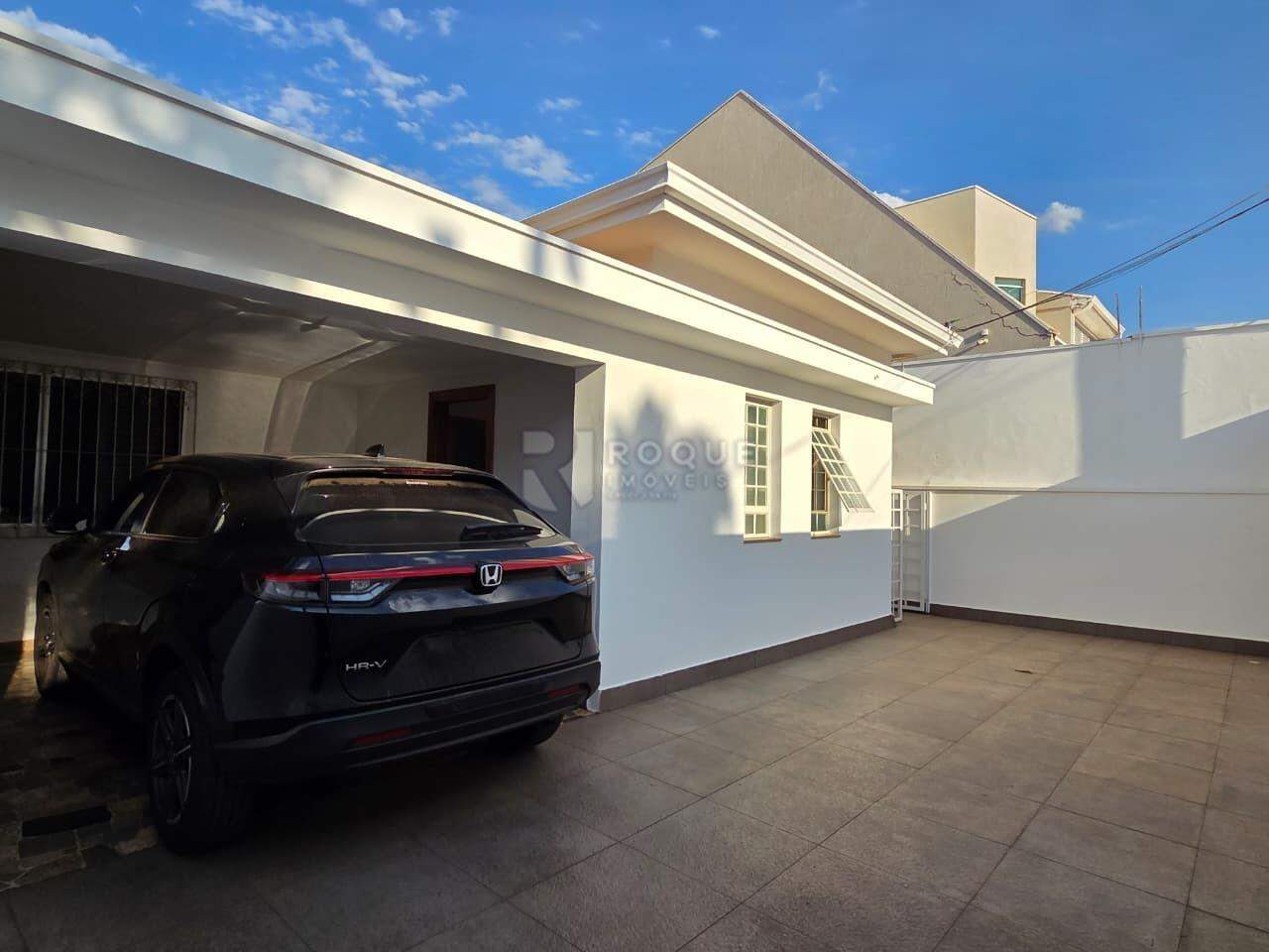 Casa Residencial para aluguel no bairro Vila Claudia: Garagem