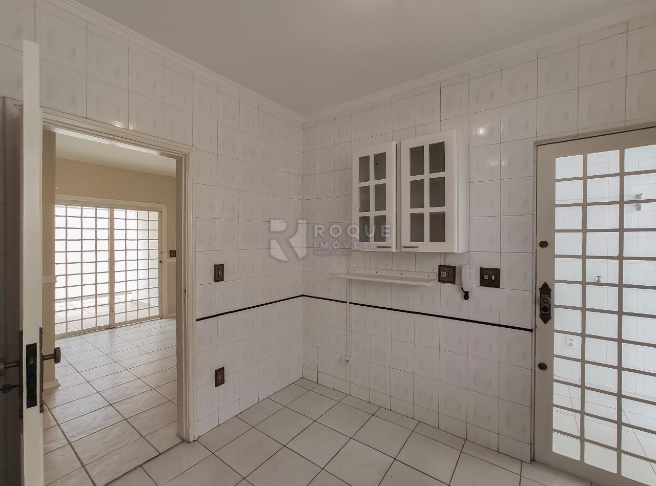 Casa em condomínio à venda no bairro Jardim Florença: Cozinha 