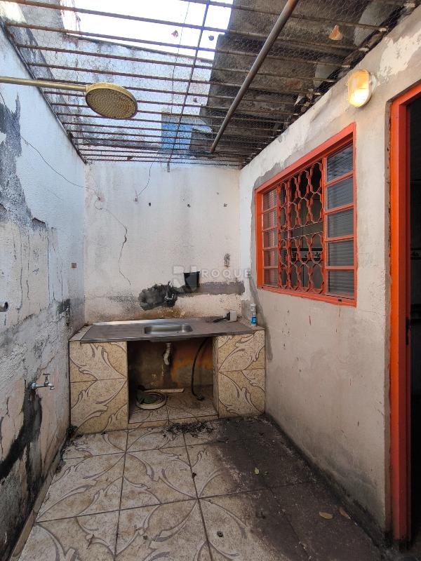 Casa Residencial à venda no bairro Jardim Bartolomeu Grotta: LAVATÓRIO