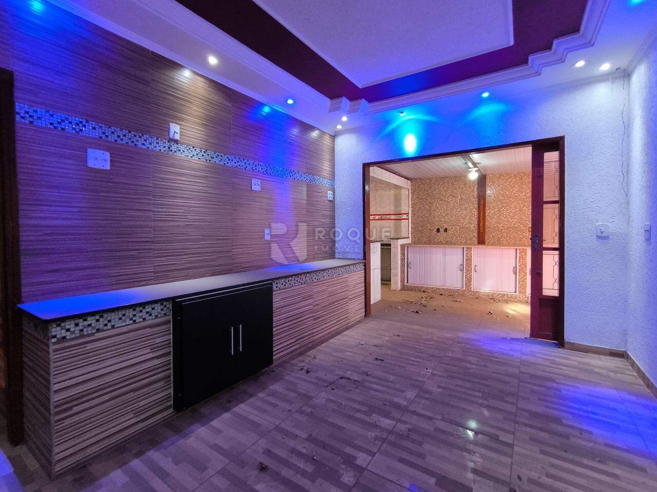 Casa Residencial à venda no bairro Jardim Bartolomeu Grotta: SALA DE ESTAR