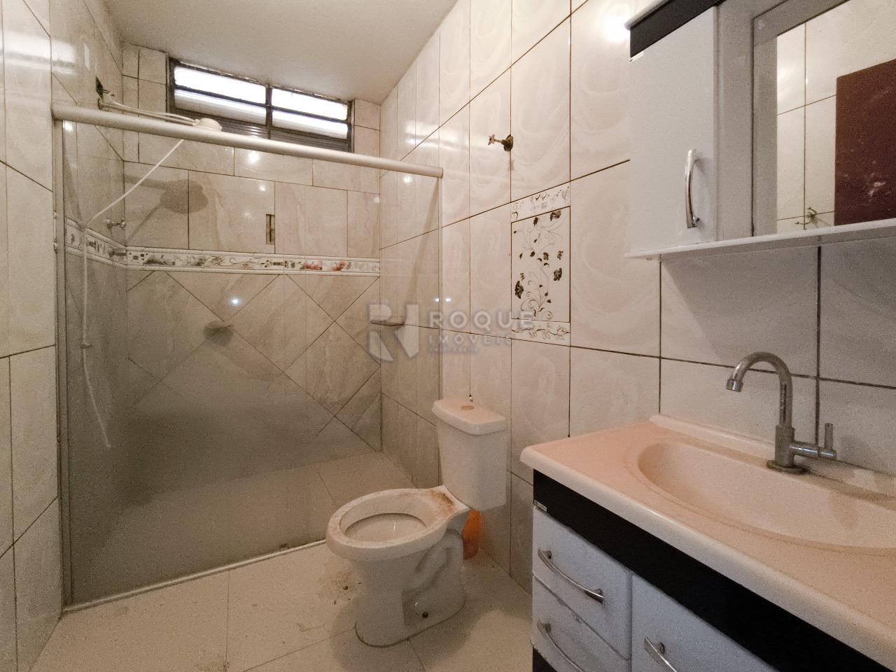 Casa Residencial à venda no bairro Jardim Bartolomeu Grotta: BANHEIRO SOCIAL
