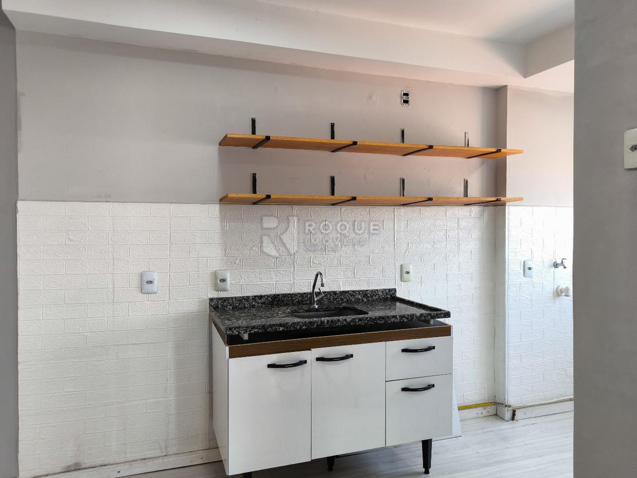 Apartamento à venda no bairro Residencial Jardins de Limeira: COZINHA