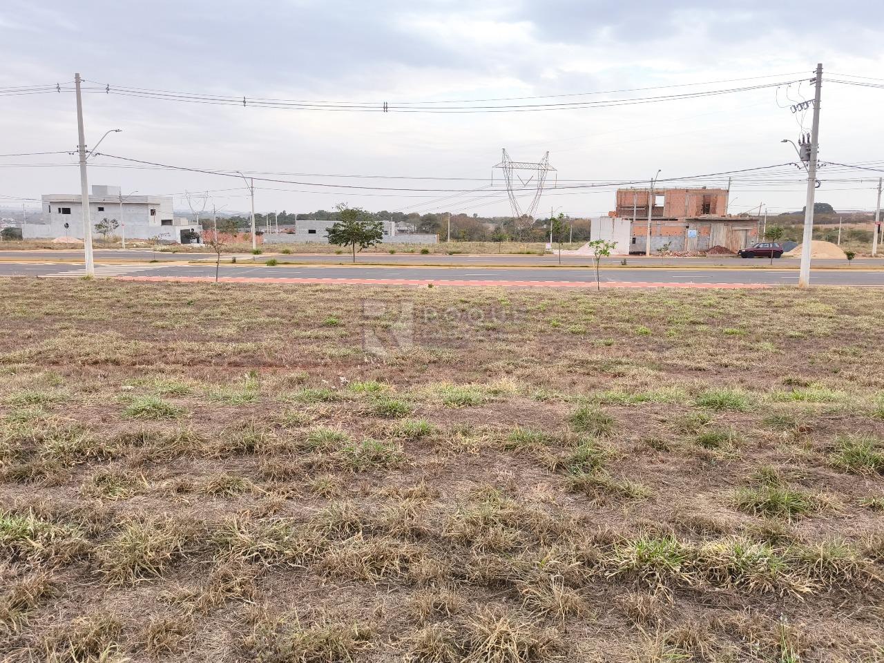 Terreno à venda no bairro Residencial Colinas do Engenho II: 