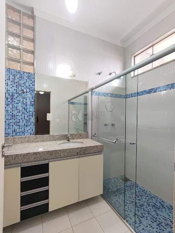 Casa em condomínio para aluguel no bairro Residencial Jardim dos Ipês II: Wc suíte 04 