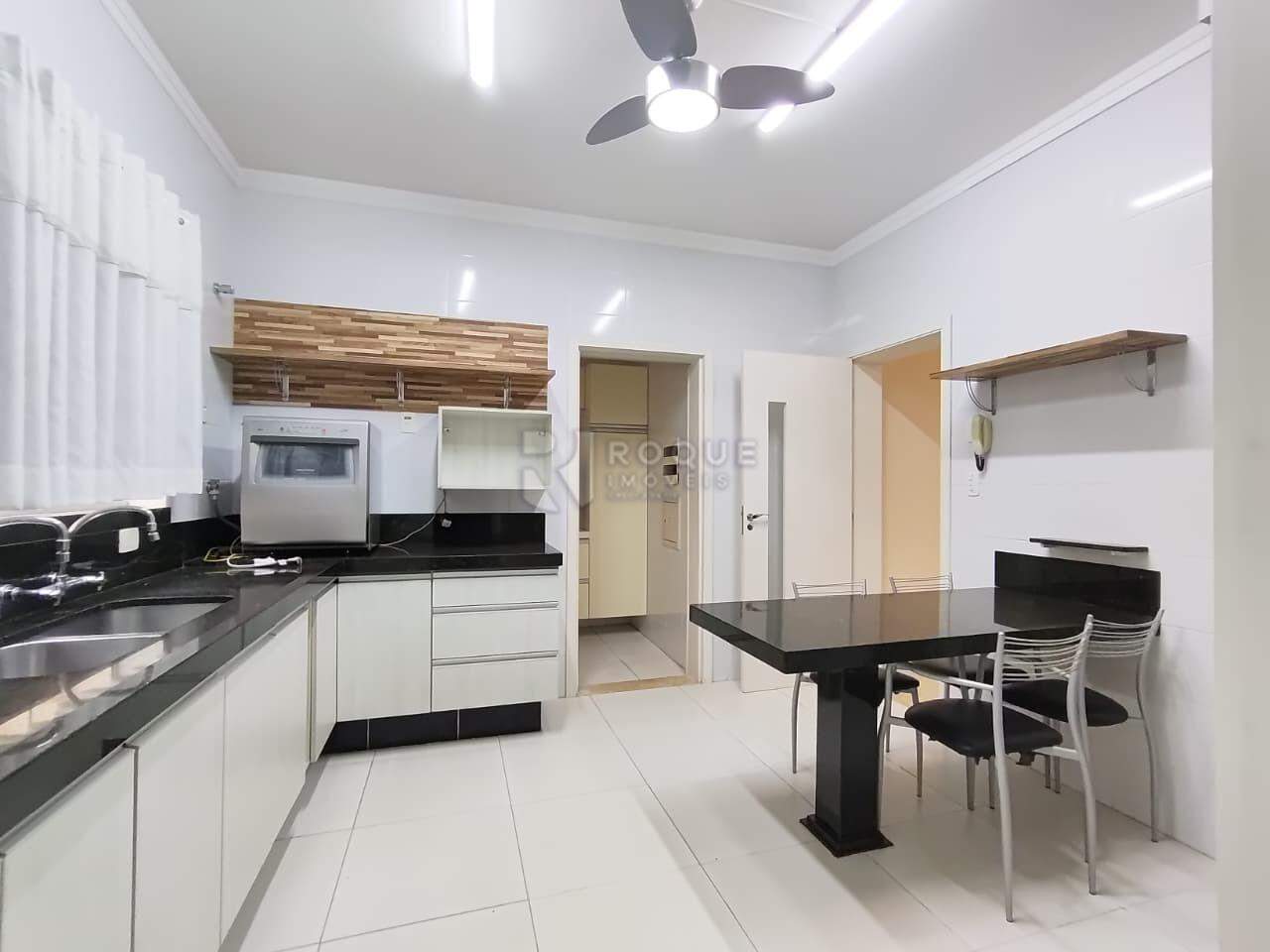Casa em condomínio para aluguel no bairro Residencial Jardim dos Ipês II: Cozinha 