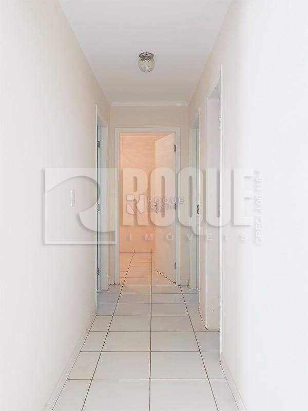 Apartamento à venda no bairro Itaipu: Hall