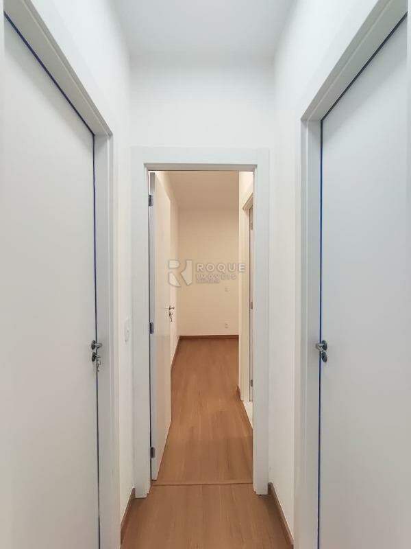 Apartamento para aluguel no bairro Jardim do Lago: Corredor
