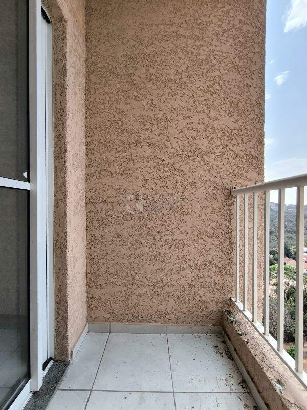 Apartamento à venda no bairro Parque Hippolyto: SACADA