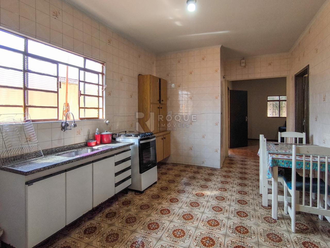 Casa Residencial à venda no bairro Jardim Nova Suiça: COZINHA