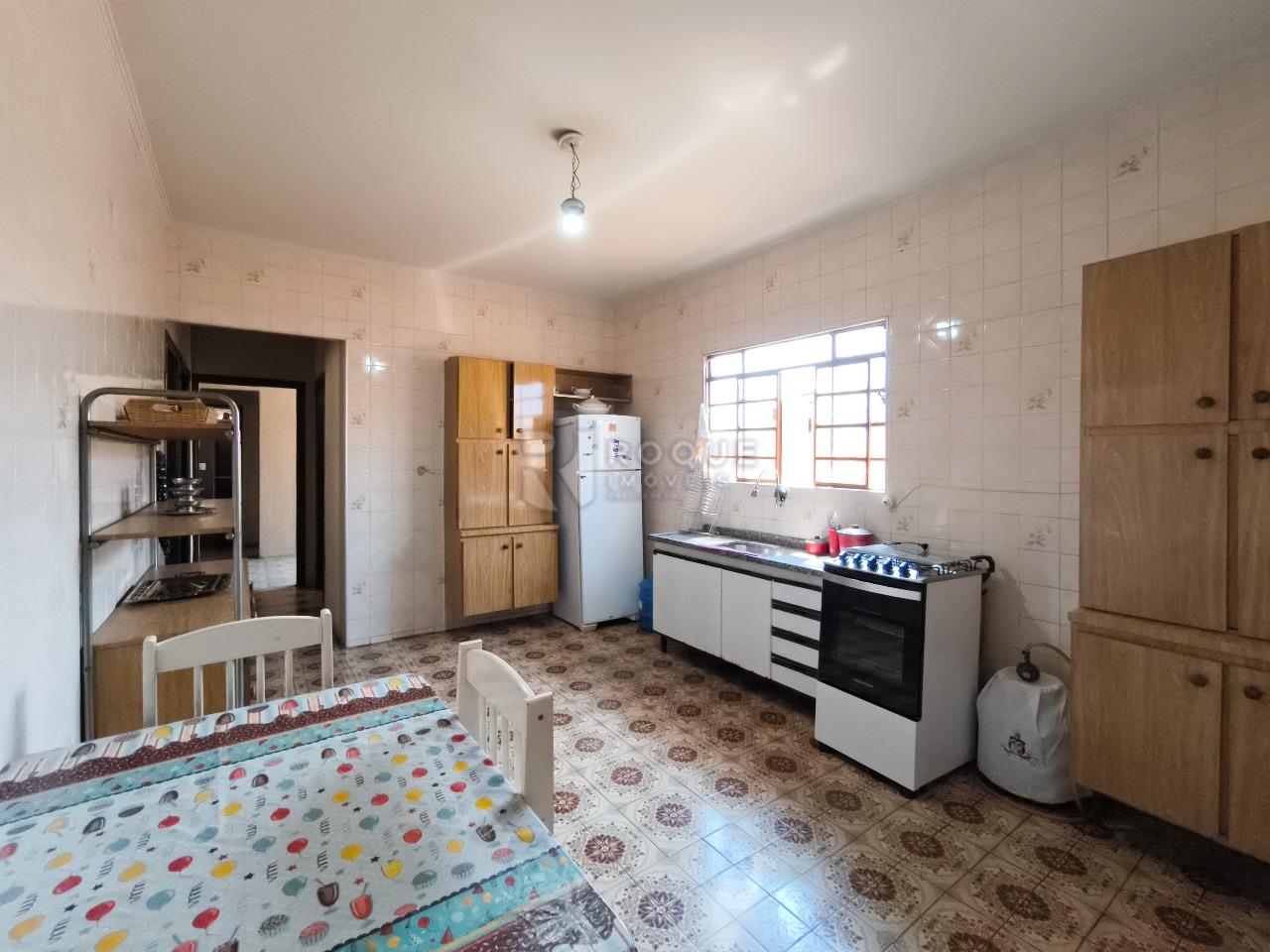 Casa Residencial à venda no bairro Jardim Nova Suiça: COZINHA