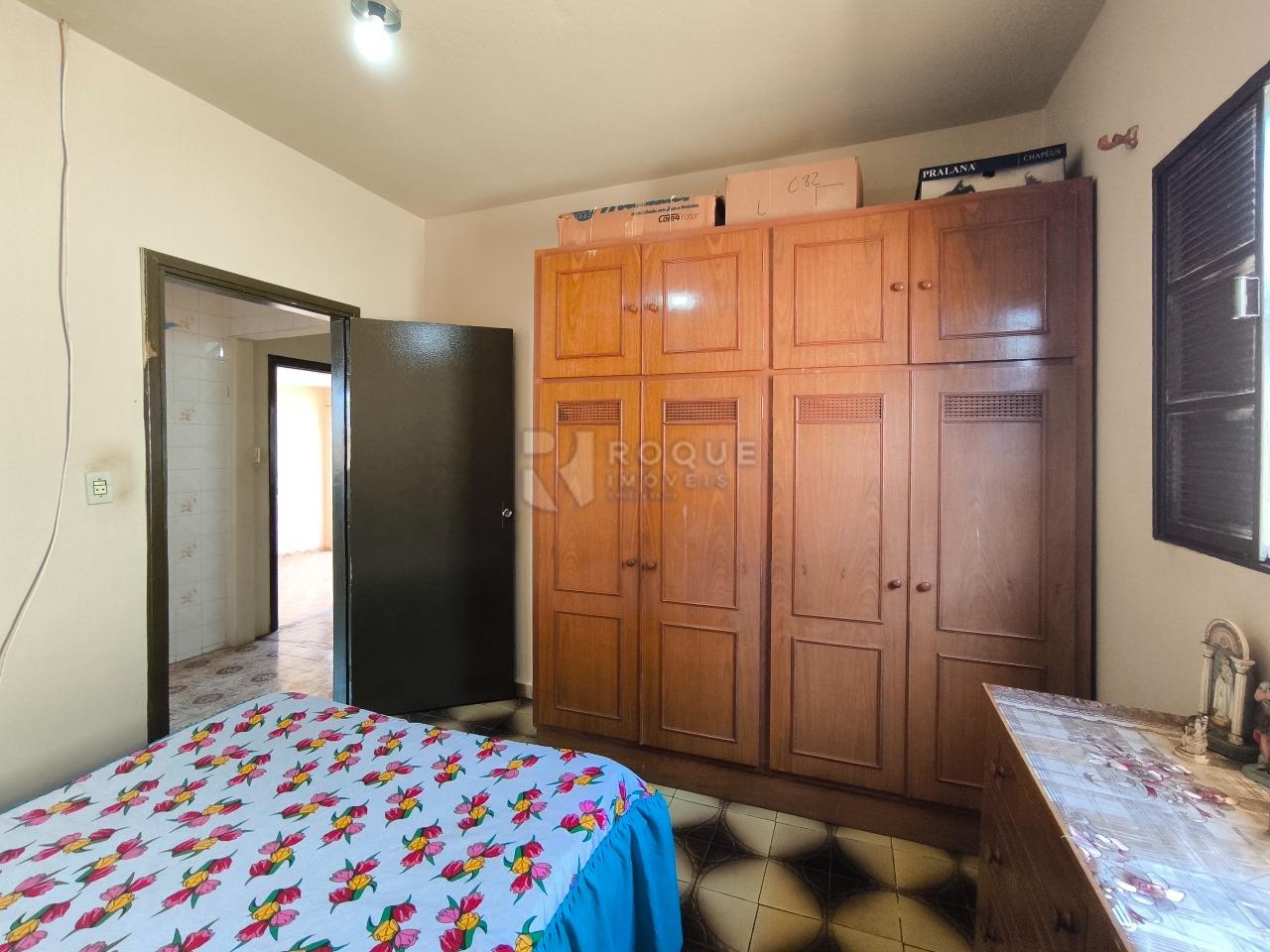 Casa Residencial à venda no bairro Jardim Nova Suiça: DORMITÓRIO 1