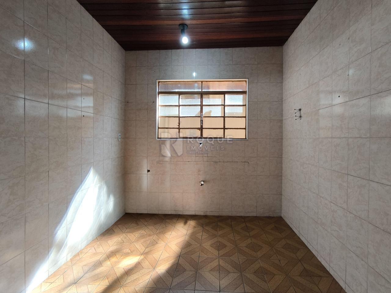 Casa Residencial à venda no bairro Jardim Nova Suiça: COZINHA