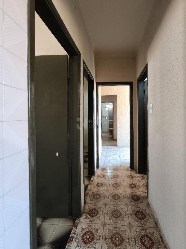 Casa Residencial à venda no bairro Jardim Nova Suiça: CORREDOR INTERNO