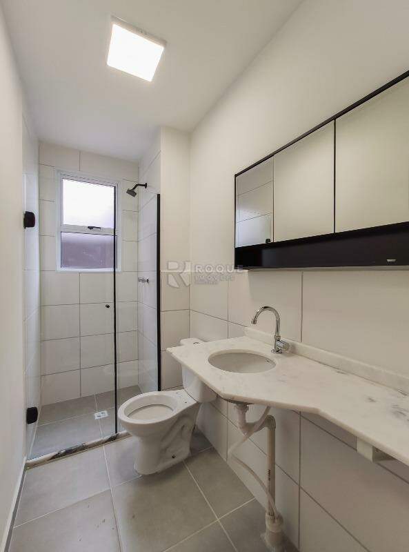 Apartamento para aluguel no bairro Jardim do Lago: WC suíte 