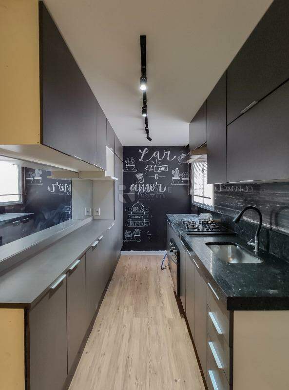 Apartamento para aluguel no bairro Parque Hippolyto: Cozinha 