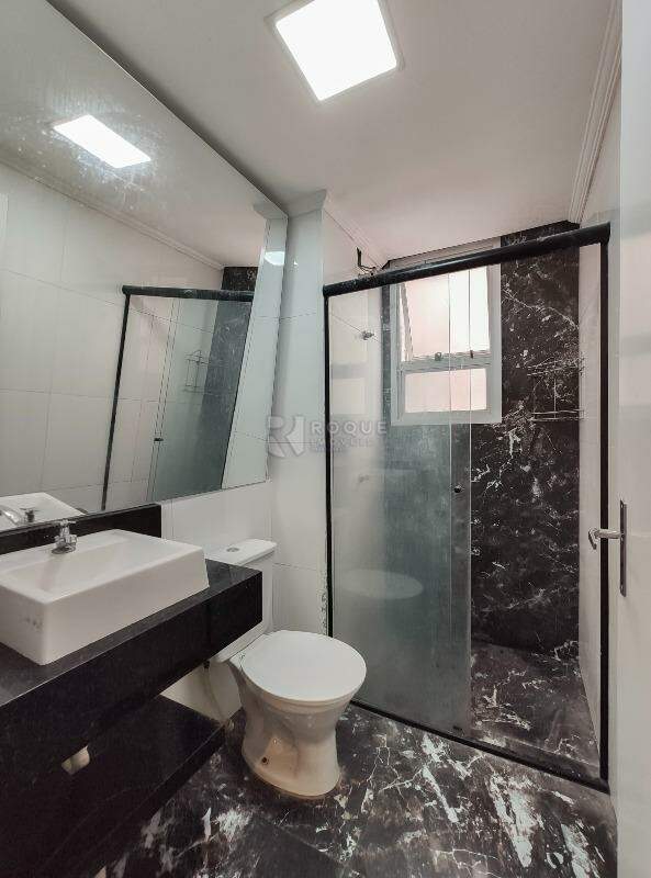 Apartamento para aluguel no bairro Parque Hippolyto: WC social 